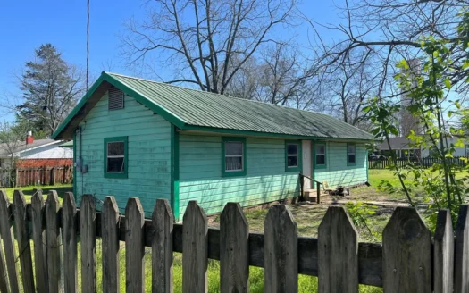 Country Home For Sale in Choctaw County, Oklahoma