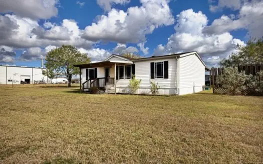 Home on 20 Acres in Nueces County, TX