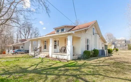 Country Home for Sale in Maury County, Tennessee