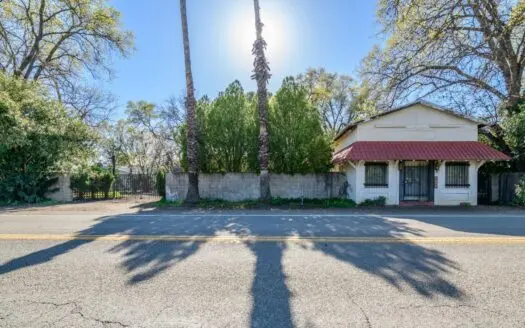 Capay Valley, Guinda, CA Home on C-2 Zoning for Sale