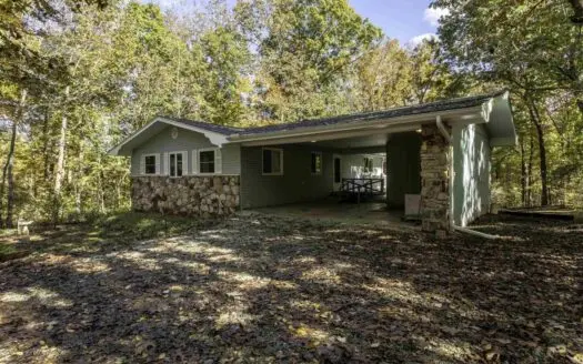 Country Home For Sale in Williford, AR