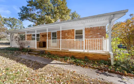 Charming Country Home on 4 Acres in Alma, Arkansas