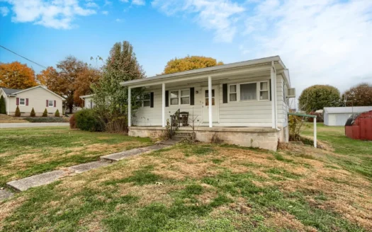 134 N. Pine St, Pillow, PA 17080