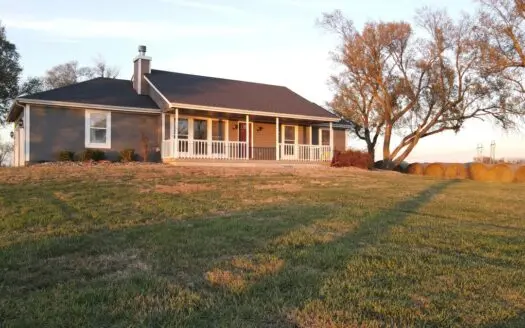 Home With Land For Sale Garden City, MO – Archie Schools