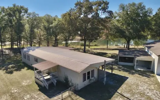 Lakefront Home on 2acres for sale in Geneva Alabama – South AL