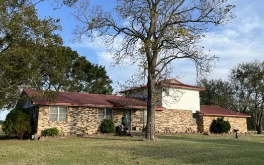 Beautiful 20-Acre Country Estate in Atoka County, Southeastern OK