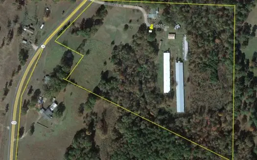Country Home & Acreage With 30,000 Sq Ft Of Bldgs