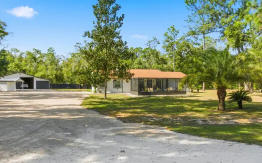 3 Bedroom home Steps away From Suwannee River For Sale