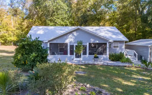 3 Bedroom Home for Sale in Fort White near the Sante Fe River