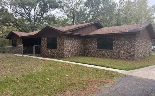 Beautiful Home with 6.6 Acres Near Millwood Lake!