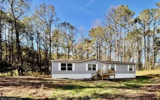 Southern Double Wide on 1.42 Acres in North Pike District