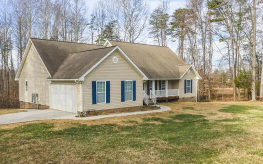 Country Home for Sale in Cleveland NC!