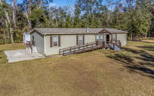 3 Bedroom Home for sale in Bell, FL