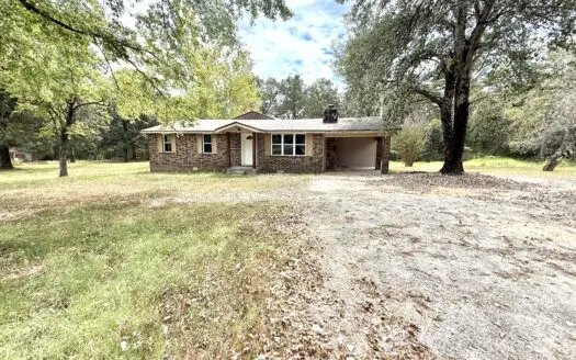 Country Home and Acreage For Sale in Arkansas