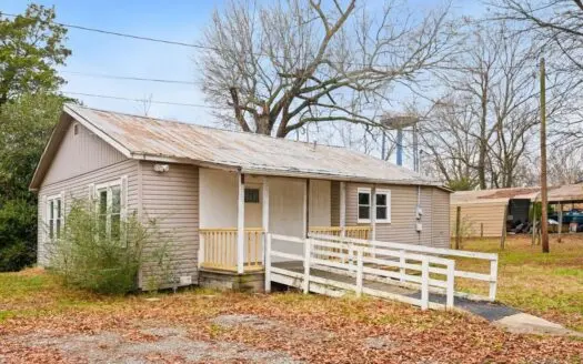 Country Home for Sale in Lewis County, Tennessee