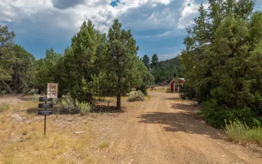 Secluded 3-Bed, 2-Bath Home on 8 Acres with Stunning Views