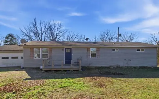 Updated Home on 10 Wooded Acres Near MO/AR Border