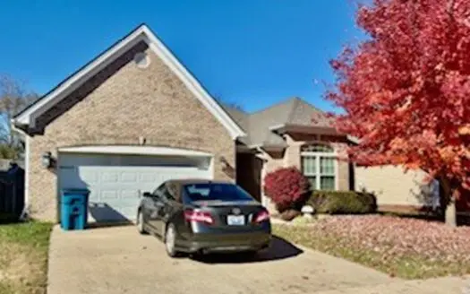 143 McIntosh Park Georgetown, Ky. 40324 Home in Kentucky horses