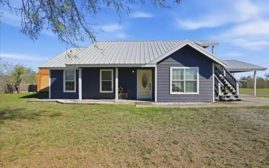 Move-in ready country home on 1.33 acres with versatile upstairs