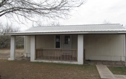 Country Charm with City life near by