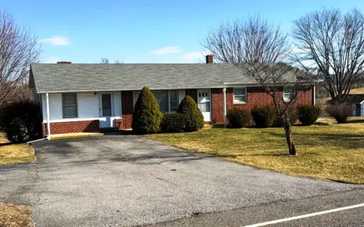 Brick Home with 1500+ square feet in Wytheville VA