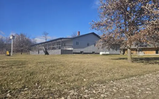 Country Home For Sale in Unionville, Missouri