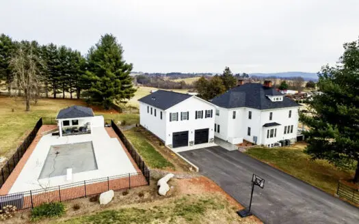 Historic Home on 74 acres in Draper, VA