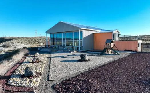 Eastern Oregon High Desert Lookout