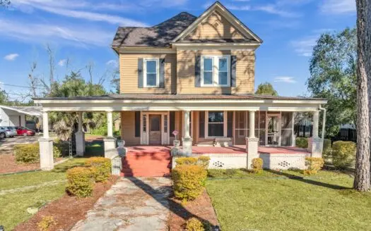 Stunning 1920 Queen Anne w/Timeless Charm & Modern updates