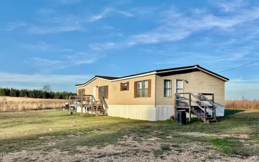 3BR Home on 2 Acres in Jayess, Mississippi