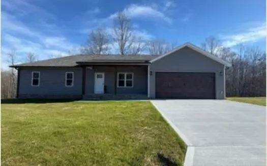 Country Home for Sale in Lewis County, Tennessee