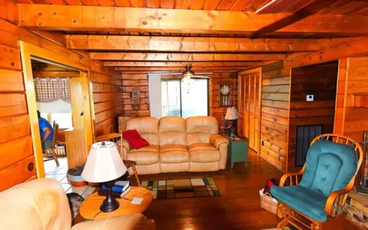 Hobby Farm, Large House, Barn, Large Shop, Country Living