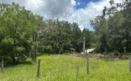 Land For Sale in Williston Highlands