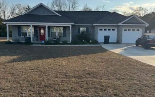 South Al country home, near Dothan Al, short distance from Beach