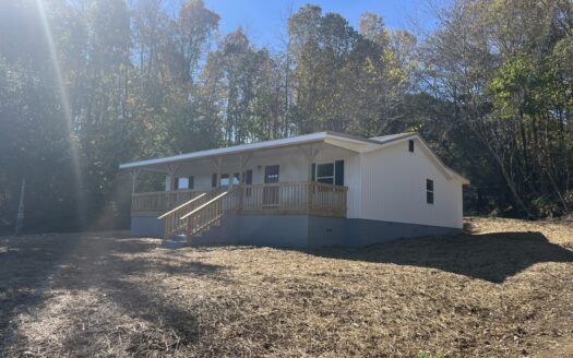 Totally Renovated TN. Country Home – Move-In Ready!
