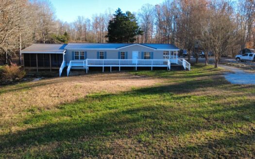 Country Home for Sale in Wayne County, Tennessee