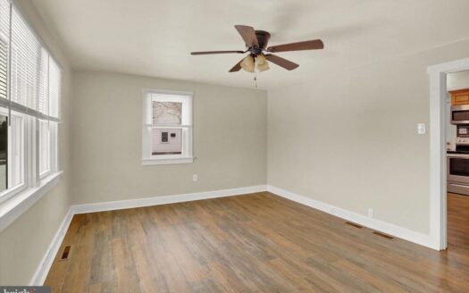 126 Locust St, Elizabethville, PA 17023