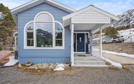 Perched Above Ouray: 360° Views of the Amphitheater & Twin Peaks