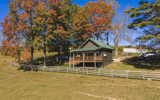 Cabin for Sale off the Blue Ridge Parkway