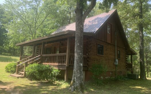 Cozy 2 Story Loft Style Cabin Above Rush