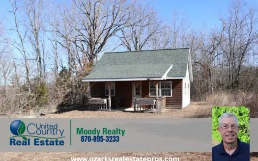 Ozarks Country Home With Acreage And Pond For Sale Mammoth Spring
