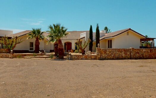 Home for sale in Deming NM 88030