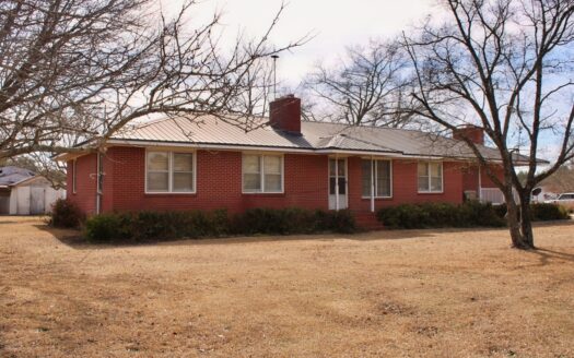 Brick Country Home on 2.5 Acres Corner Lot in Marlboro County