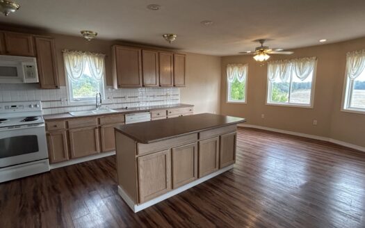 Country Home for sale in Missouri