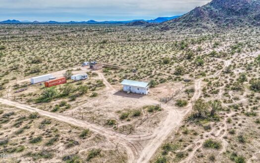 Acreage For Sale in Maricopa, Arizona