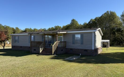 Room to Roam! Home + Shops on 1.55 Acres