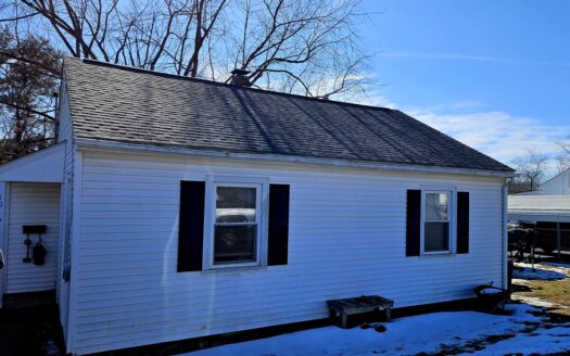 Cottage Home for Sale in Radford VA