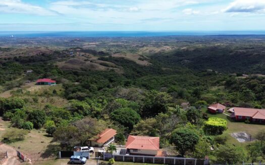 Ocean & Mountain View Estate in San Carlos | Finca Luna Grande