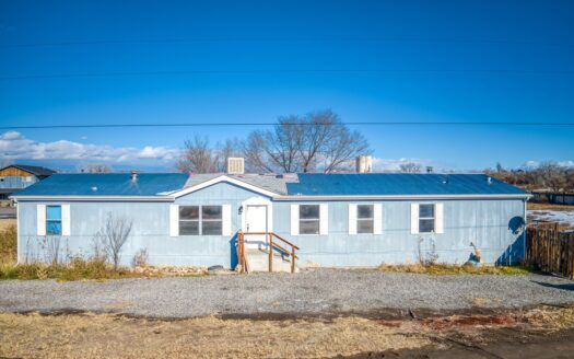 Country Home on 1+ Acre|Fixer-Upper Opportunity, Western Colorado