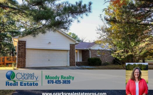 Country Comfort Meets Town Convenience in Melbourne, AR